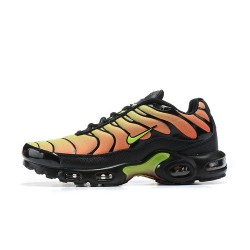 Air Max Plus Tn Black Yellow AQ9979-001 Mens Sneakers