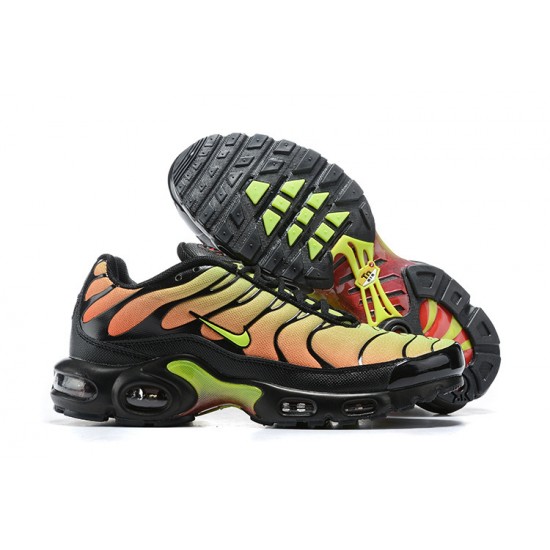 Air Max Plus Tn Black Yellow AQ9979-001 Mens Sneakers